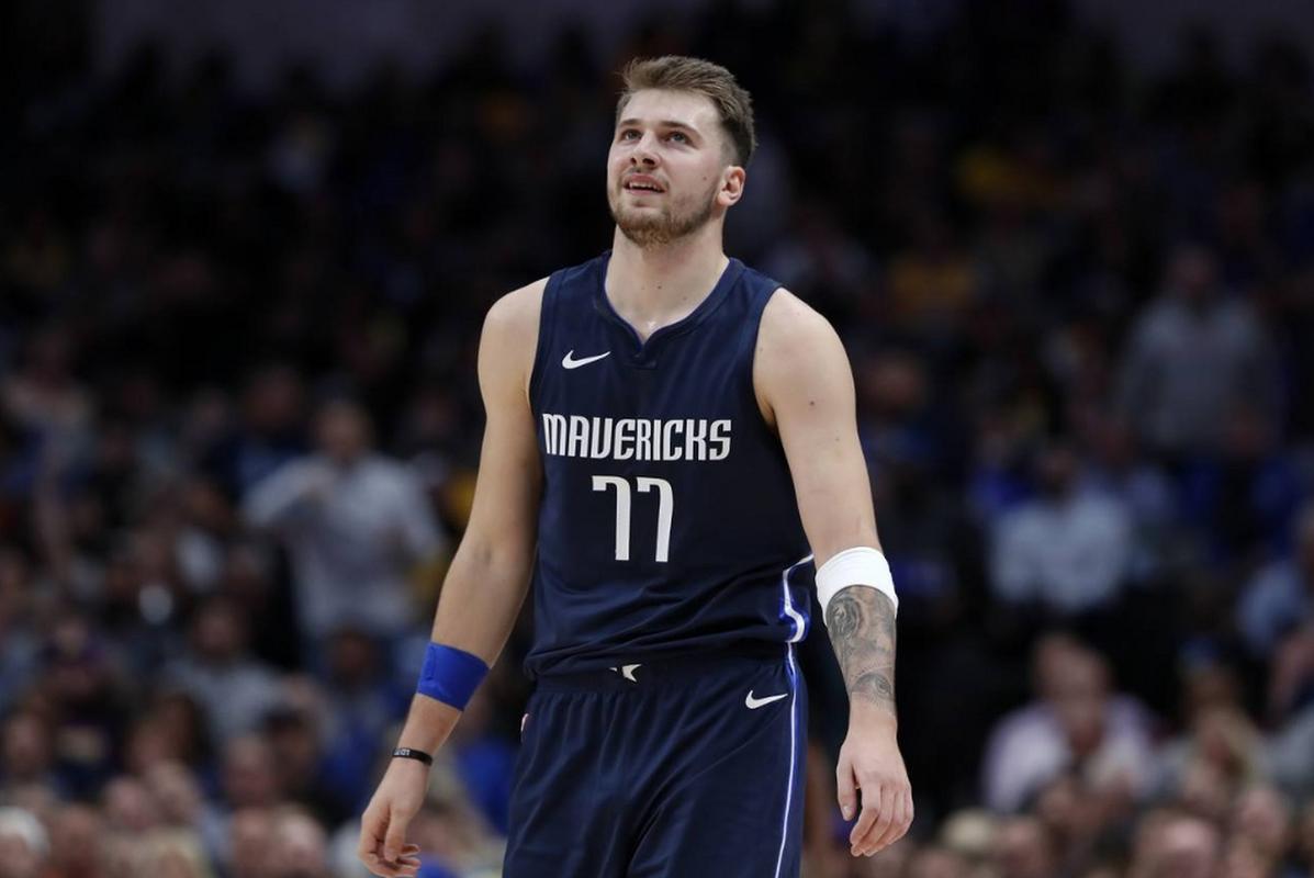 對比德布勞 對比德布勞