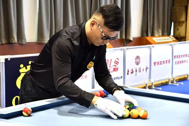 克斯或骑士 克斯或骑士