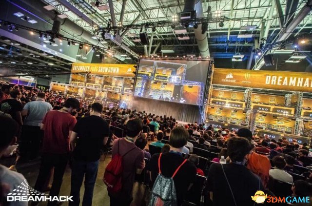 全场紧咬的 全场紧咬的