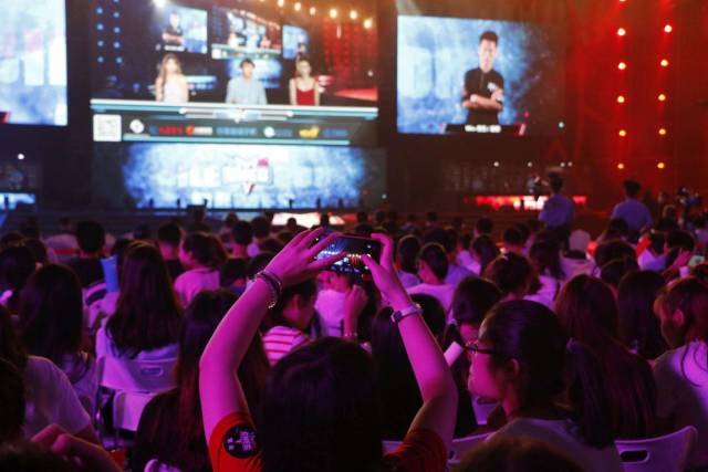 0万签下场 0万签下场